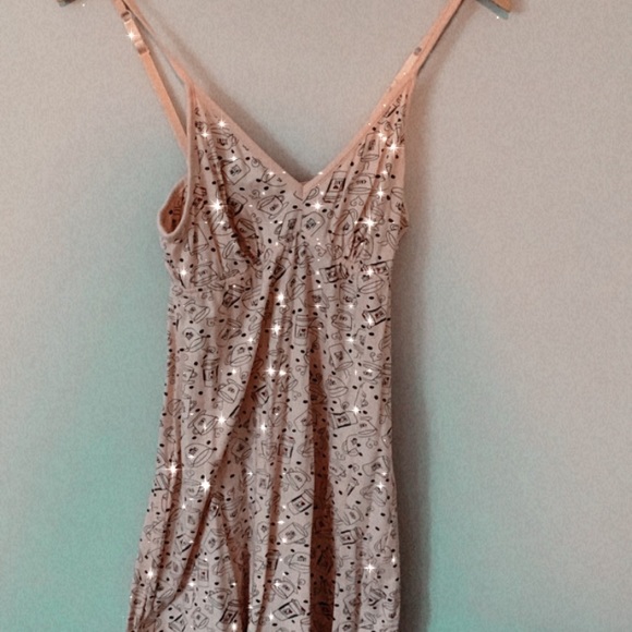 Sleep Wear & Robes - Picture 6 of 8